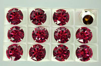 Swarovski в серебряных цапах 1200 Rose 13мм Австрия